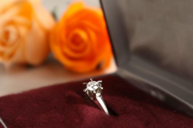 シャネルをはじめ中古市場が彩る時代を超えるファッションとサステナビリティ